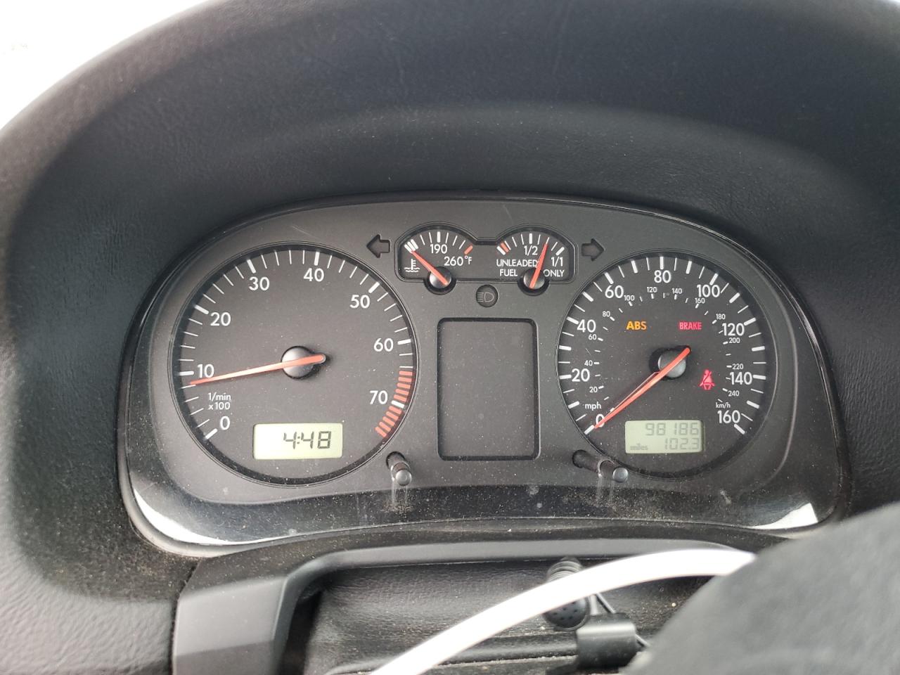2001 Volkswagen Jetta - Image 9