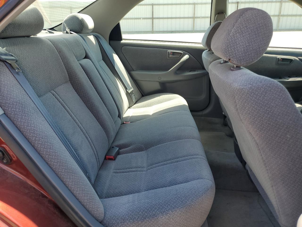 2000 Toyota Camry Ce VIN: 4T1BG22K1YU692672 Lot: 62378884