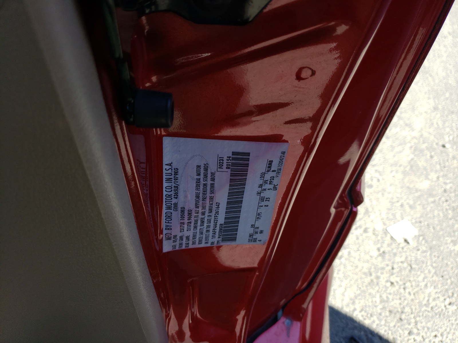 1FAFP4443YF261647 2000 Ford Mustang