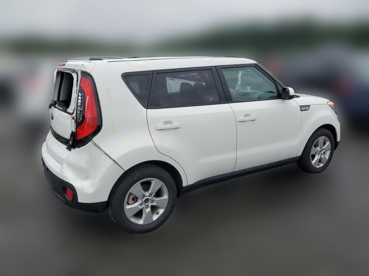 2017 Kia Soul - Image 3