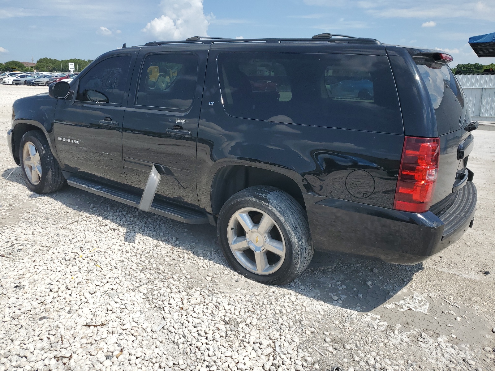 2014 Chevrolet Suburban C1500 Lt vin: 1GNSCJE04ER104435