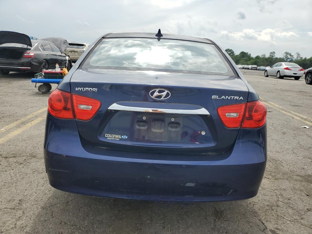 KMHDU4AD3AU830573 2010 Hyundai Elantra Blue