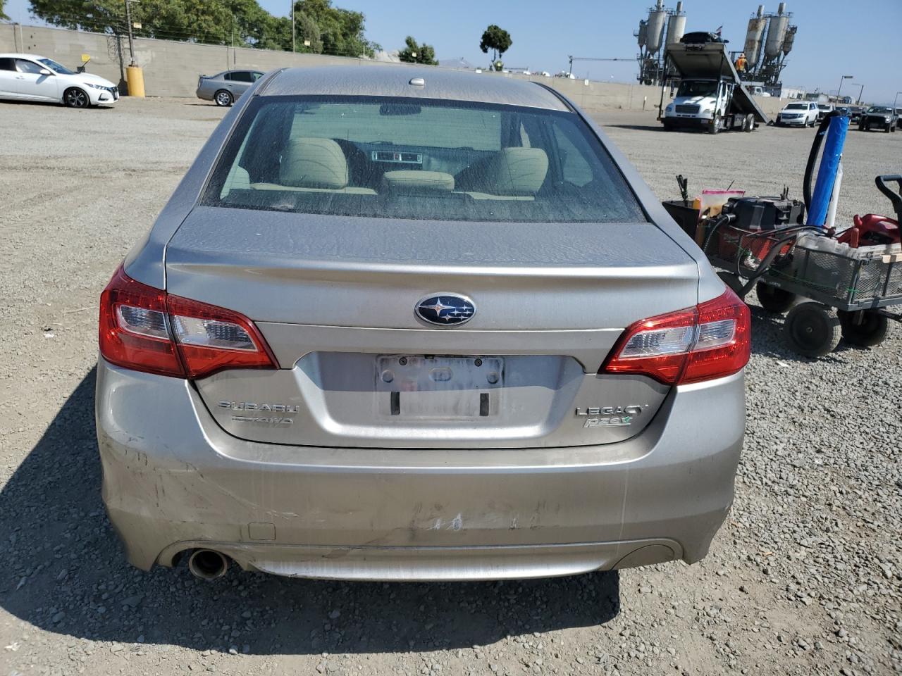 2015 Subaru Legacy 2.5I Premium VIN: 4S3BNAC62F3062605 Lot: 65316044