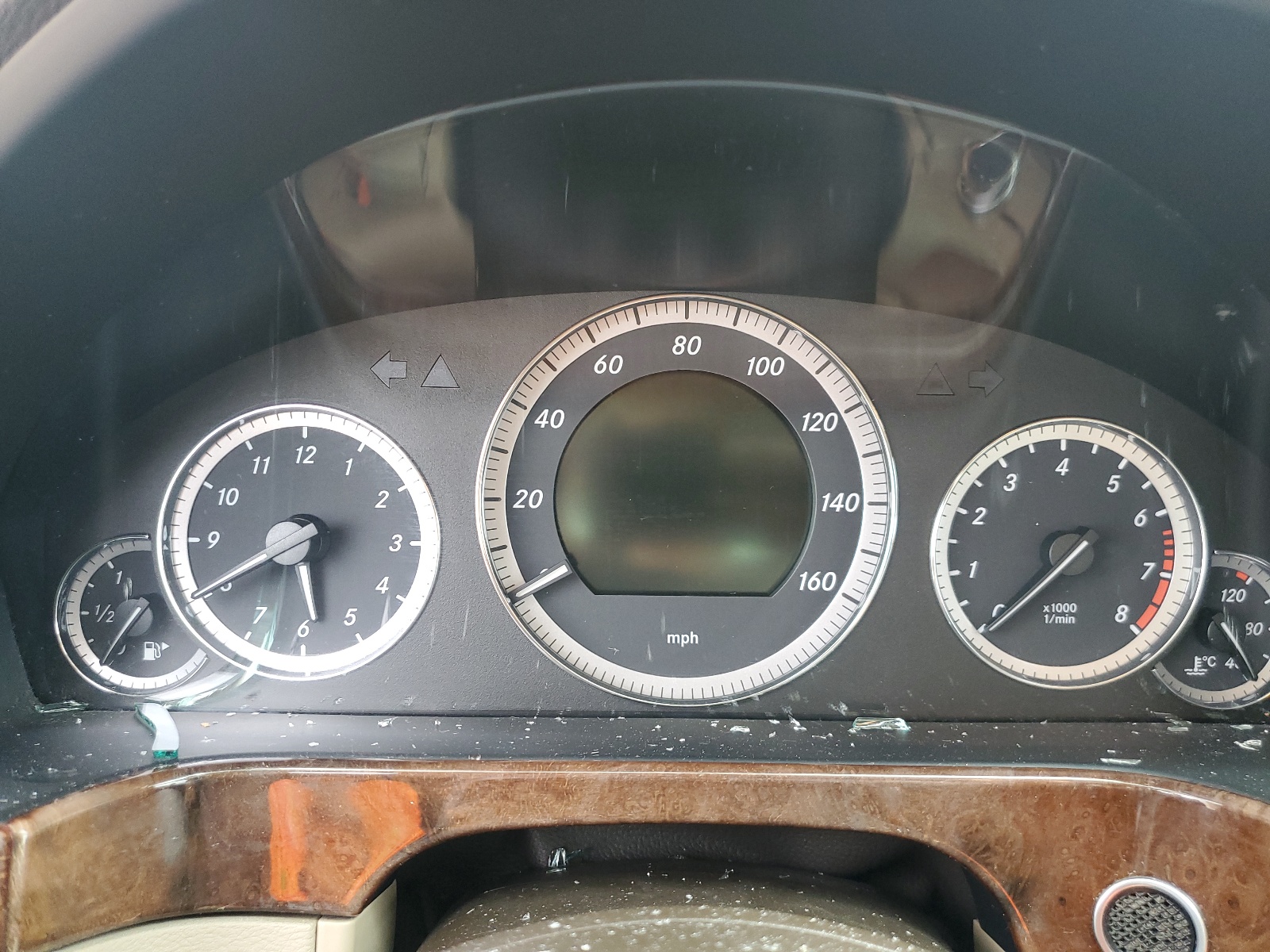 WDDHF5GB2AA243977 2010 Mercedes-Benz E 350