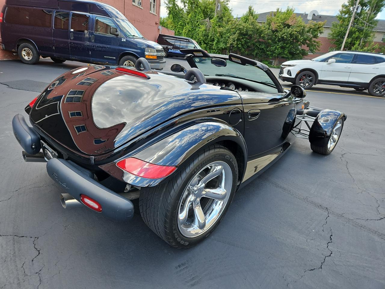 2000 Plymouth Prowler VIN: 1P3EW65G3YV604363 Lot: 64051454