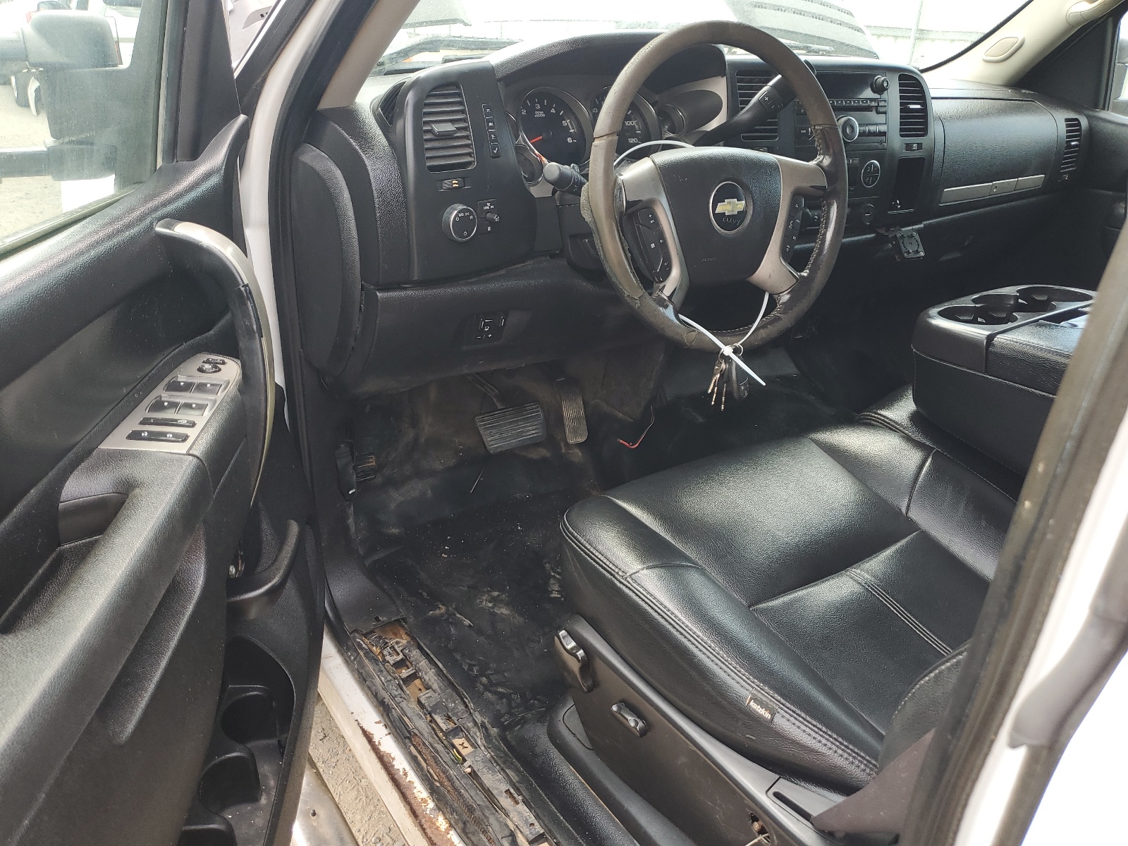 1GC2KXCG8BZ371068 2011 Chevrolet Silverado K2500 Heavy Duty Lt