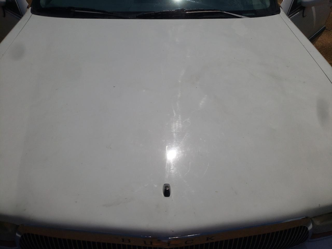 1994 Buick Roadmaster VIN: 1G4BN52P7RR428458 Lot: 63002354