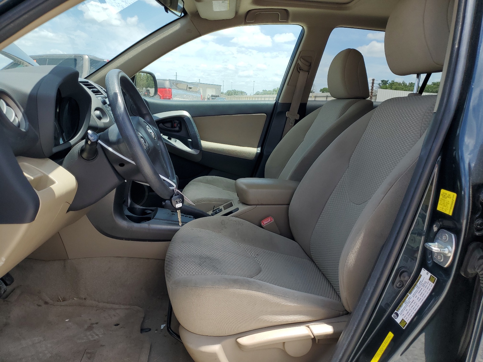 2T3ZF4DV2BW054188 2011 Toyota Rav4