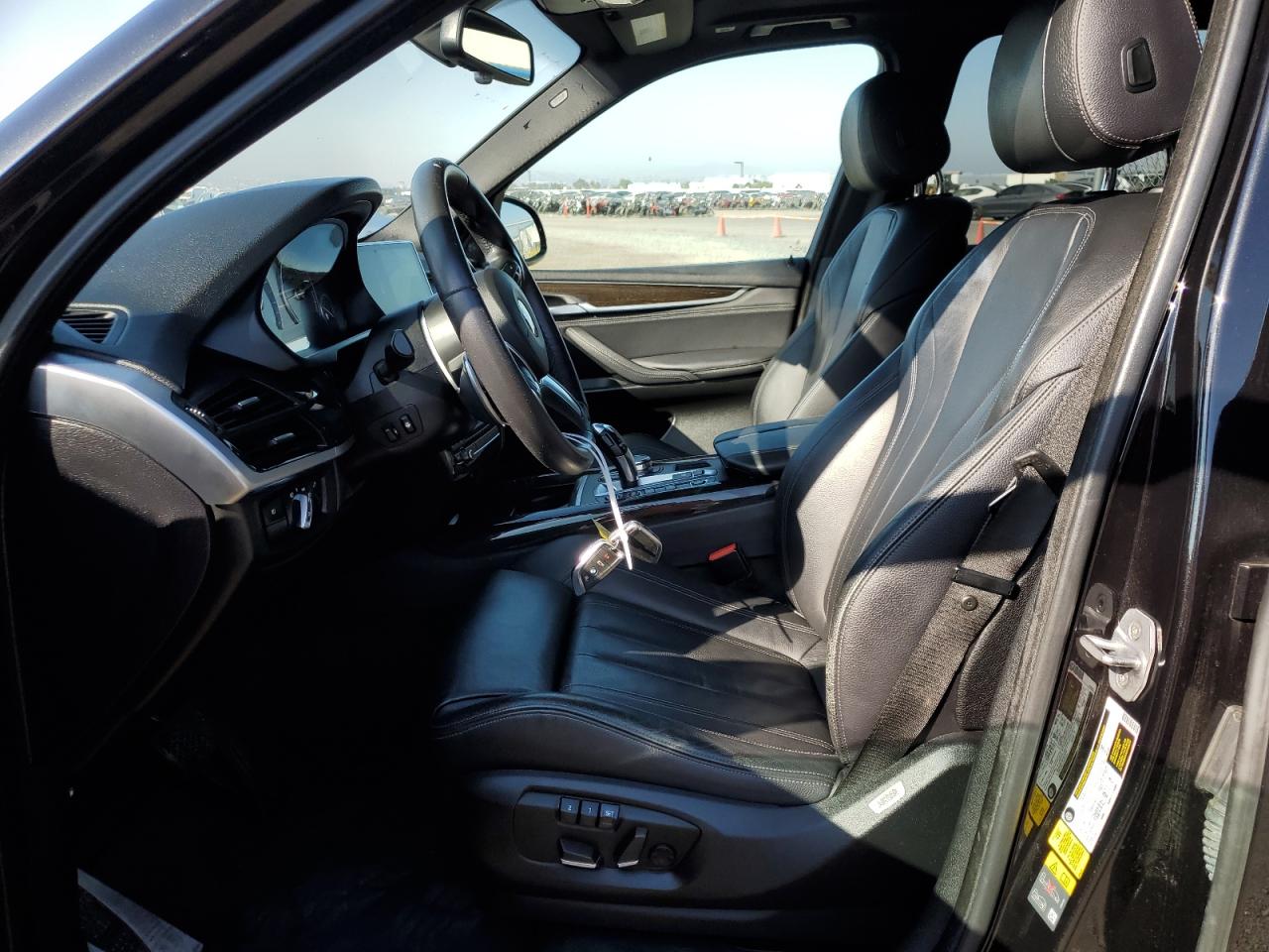 2018 BMW X5 Xdr40E VIN: 5UXKT0C52J0V99698 Lot: 61485254