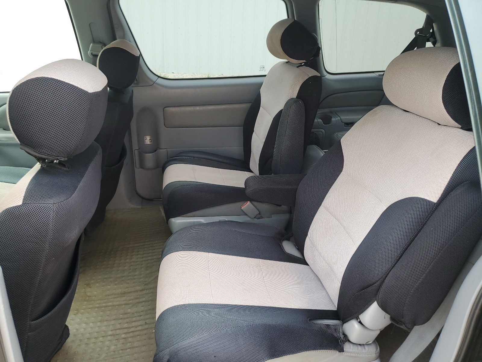 4T3ZF13C3YU277329 2000 Toyota Sienna Le