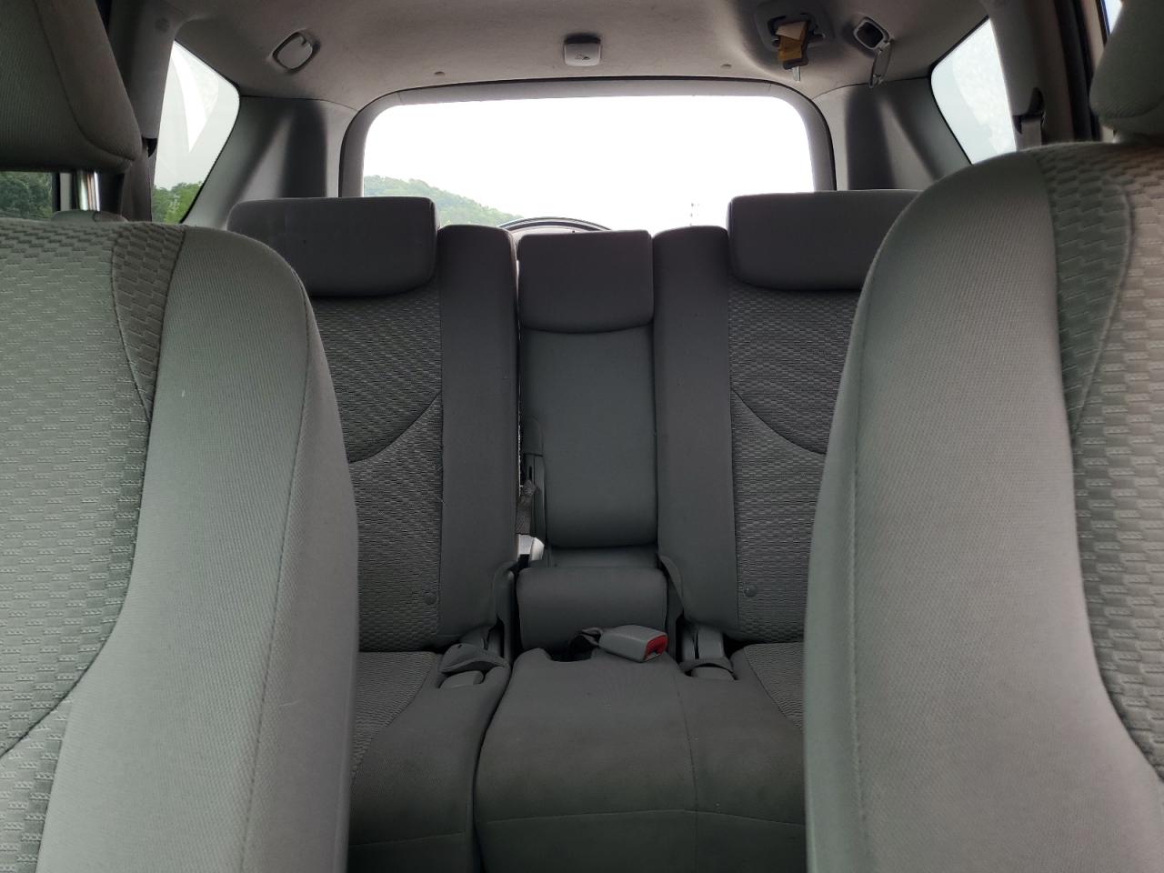 2008 Toyota Rav4 Limited VIN: JTMBD31V285180413 Lot: 64451264