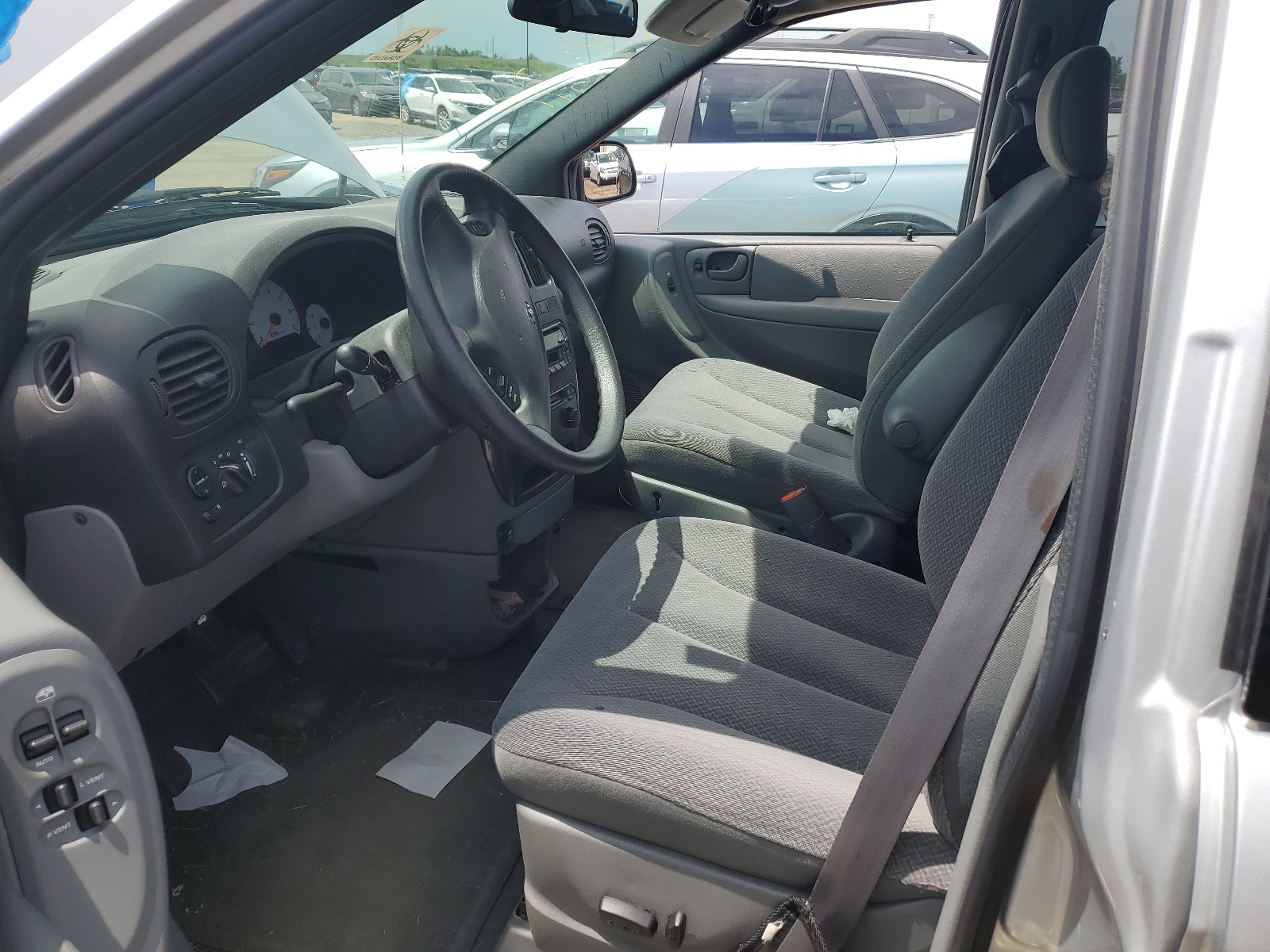 1D4GP45R75B144491 2005 Dodge Caravan Sxt