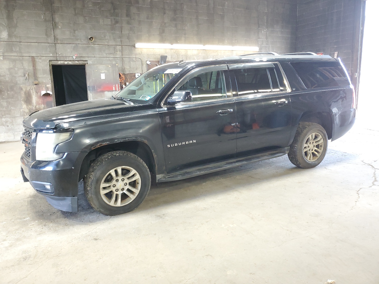 2015 Chevrolet Suburban K1500 Lt vin: 1GNSKJKC2FR142491