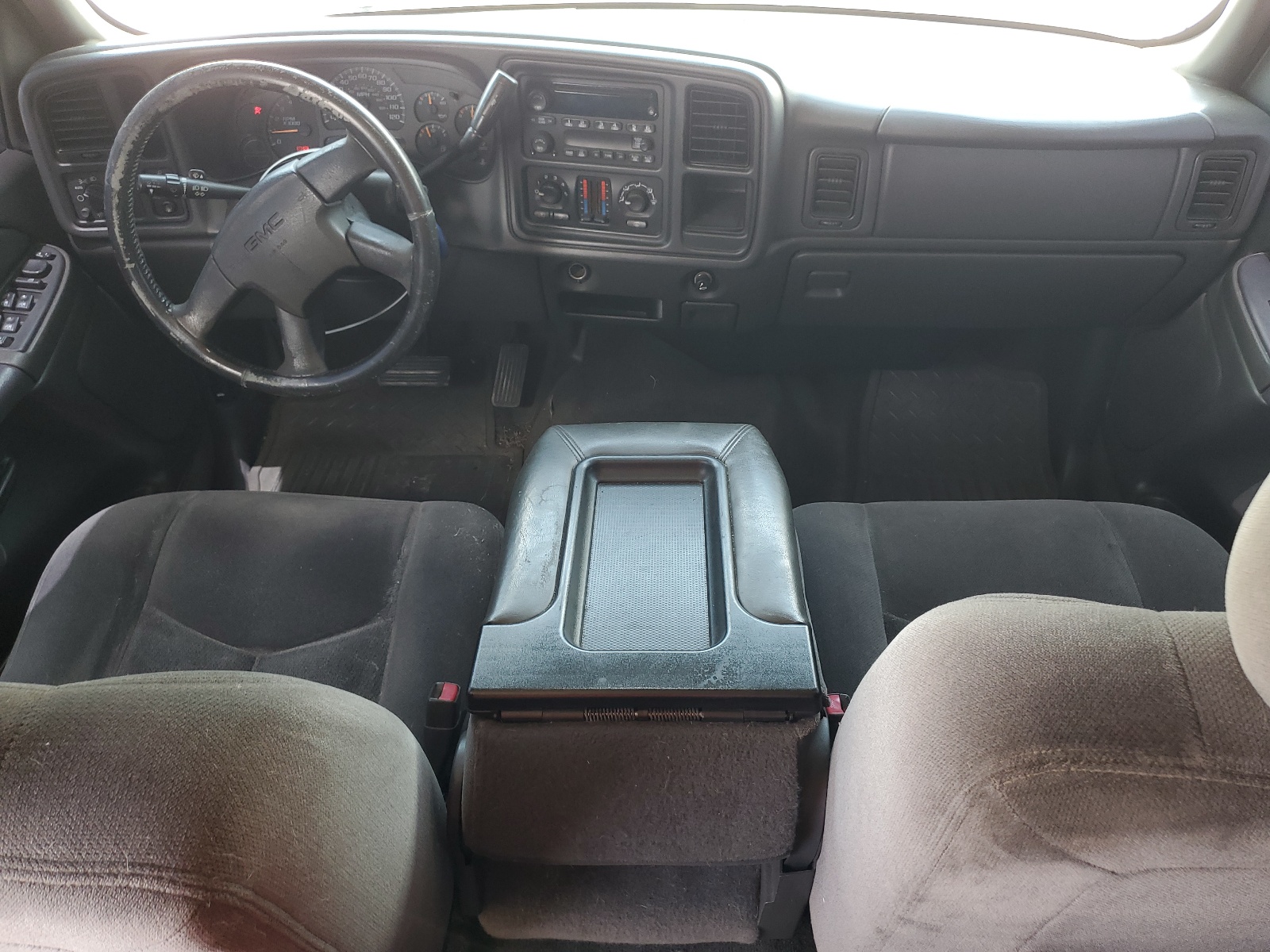 2GTEC13T651127680 2005 GMC New Sierra C1500