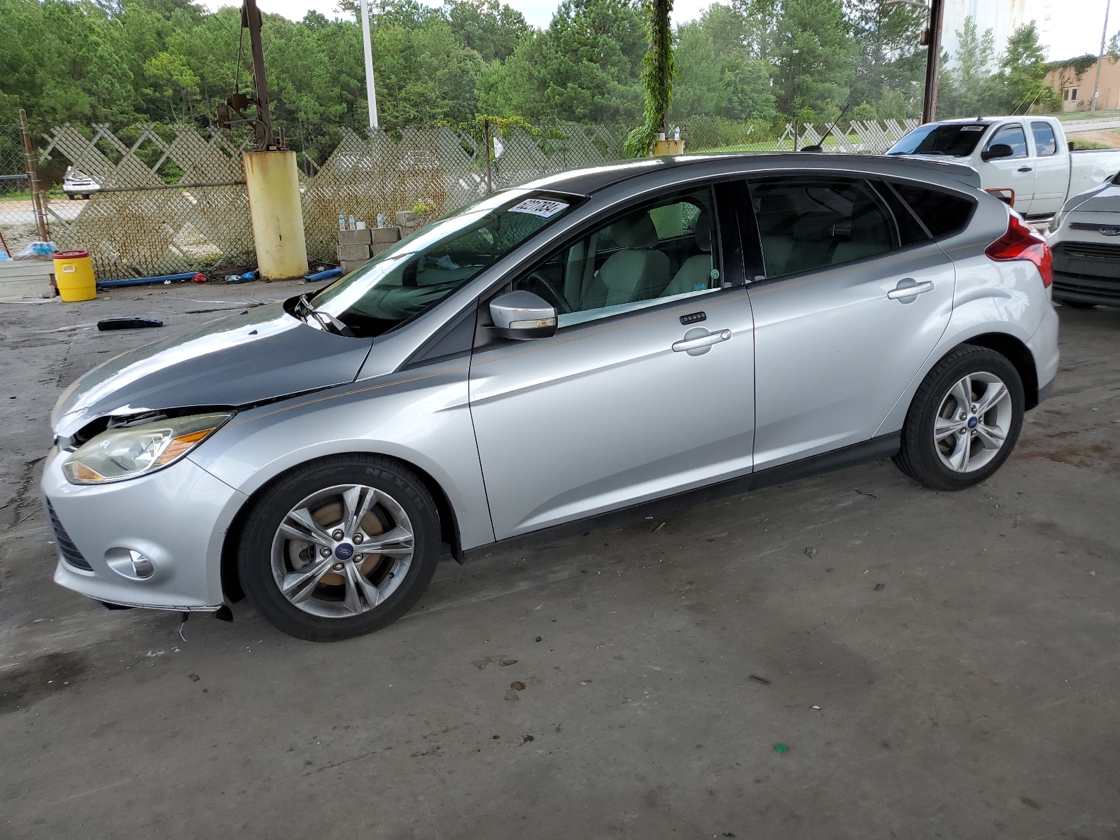 2014 Ford Focus Se vin: 1FADP3K25EL425240