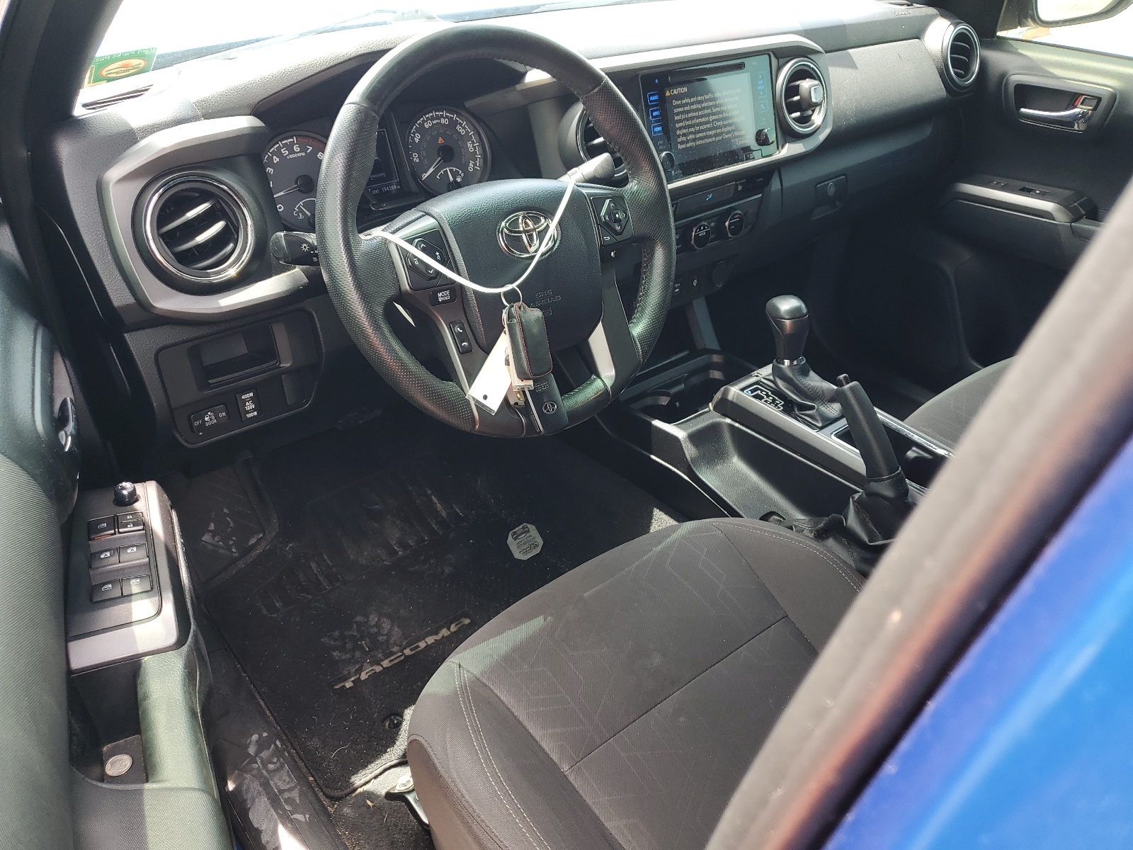 3TMAZ5CN7GM008215 2016 Toyota Tacoma Double Cab