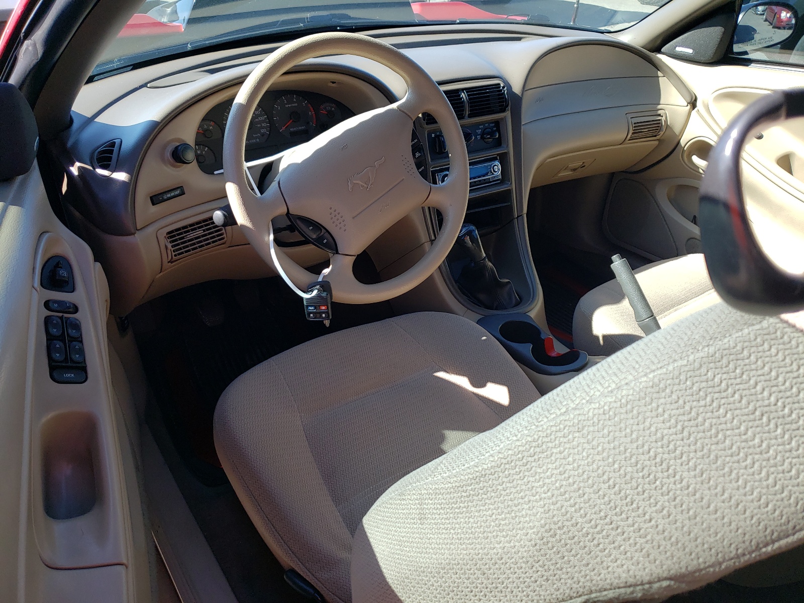 1FAFP4443YF261647 2000 Ford Mustang