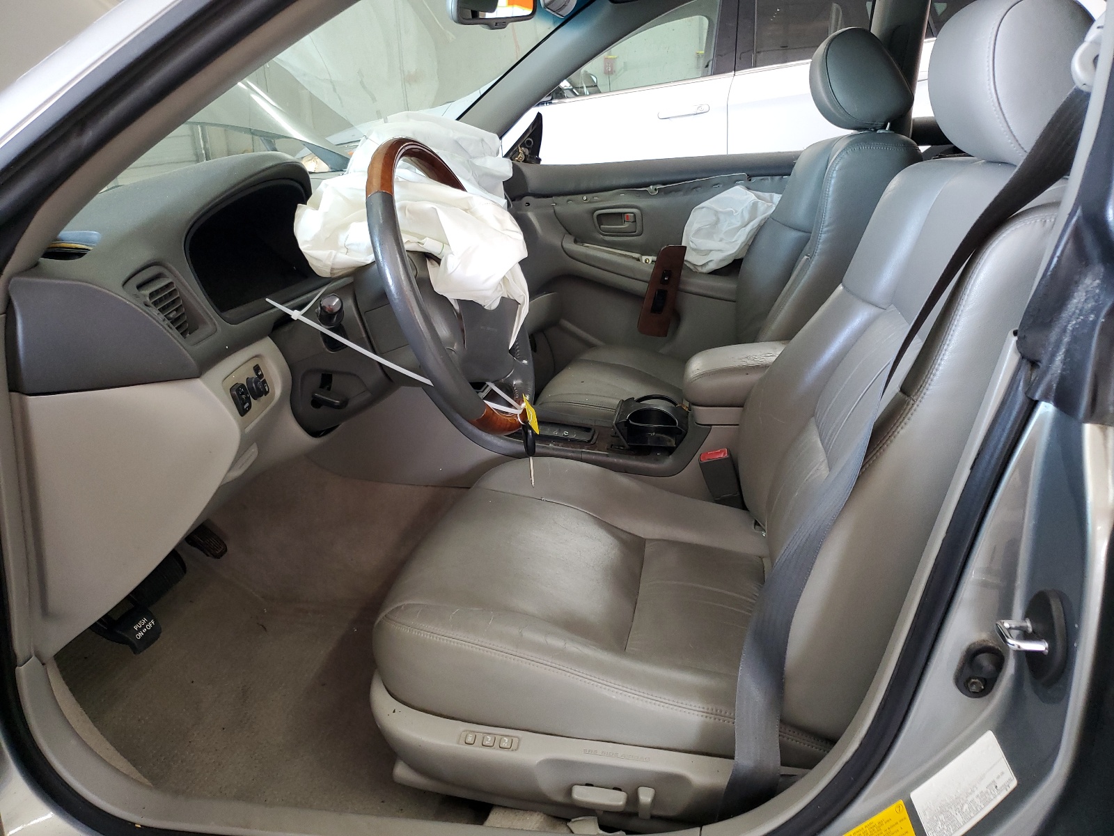 JT8BF28G210325320 2001 Lexus Es 300