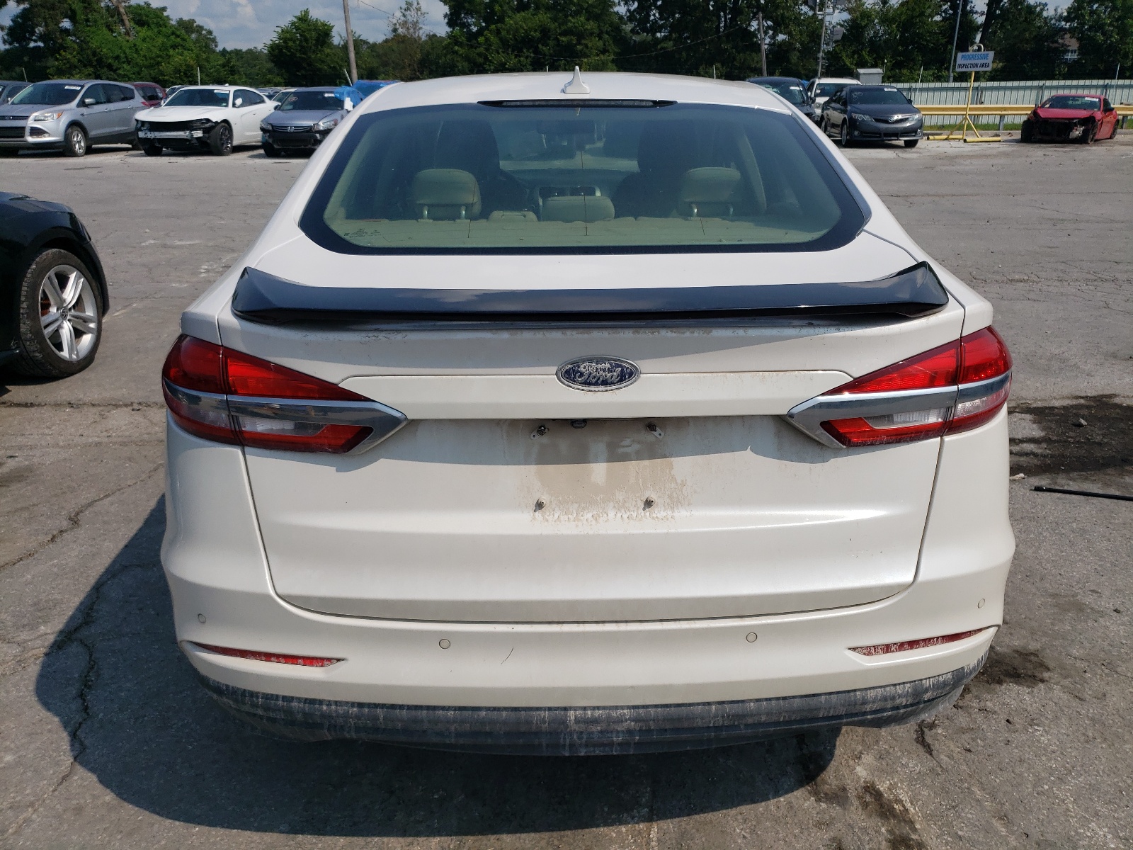 3FA6P0LU0KR256488 2019 Ford Fusion Se