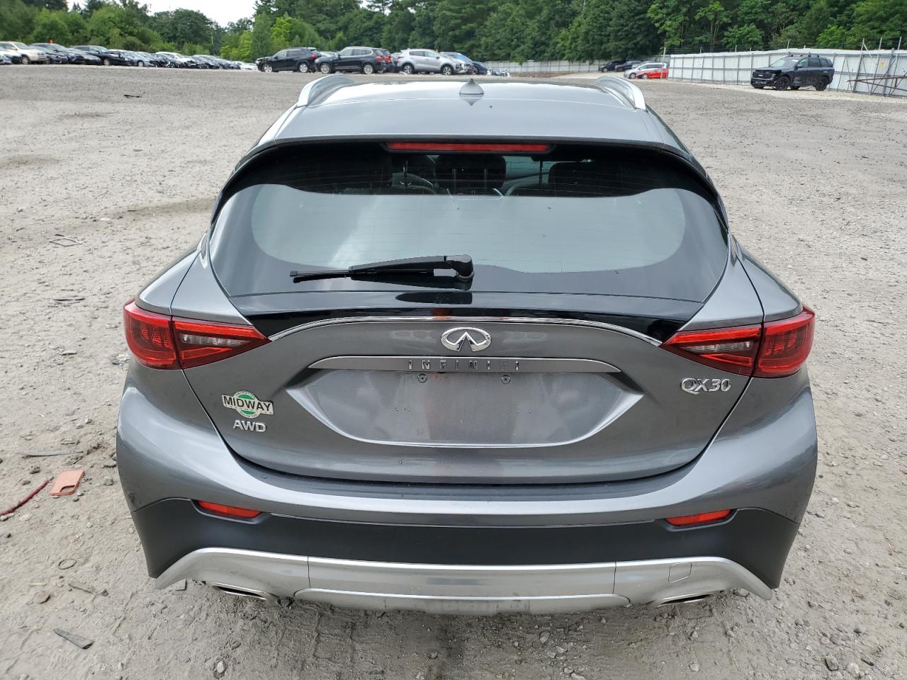 SJKCH5CR1HA026123 2017 Infiniti Qx30 Base