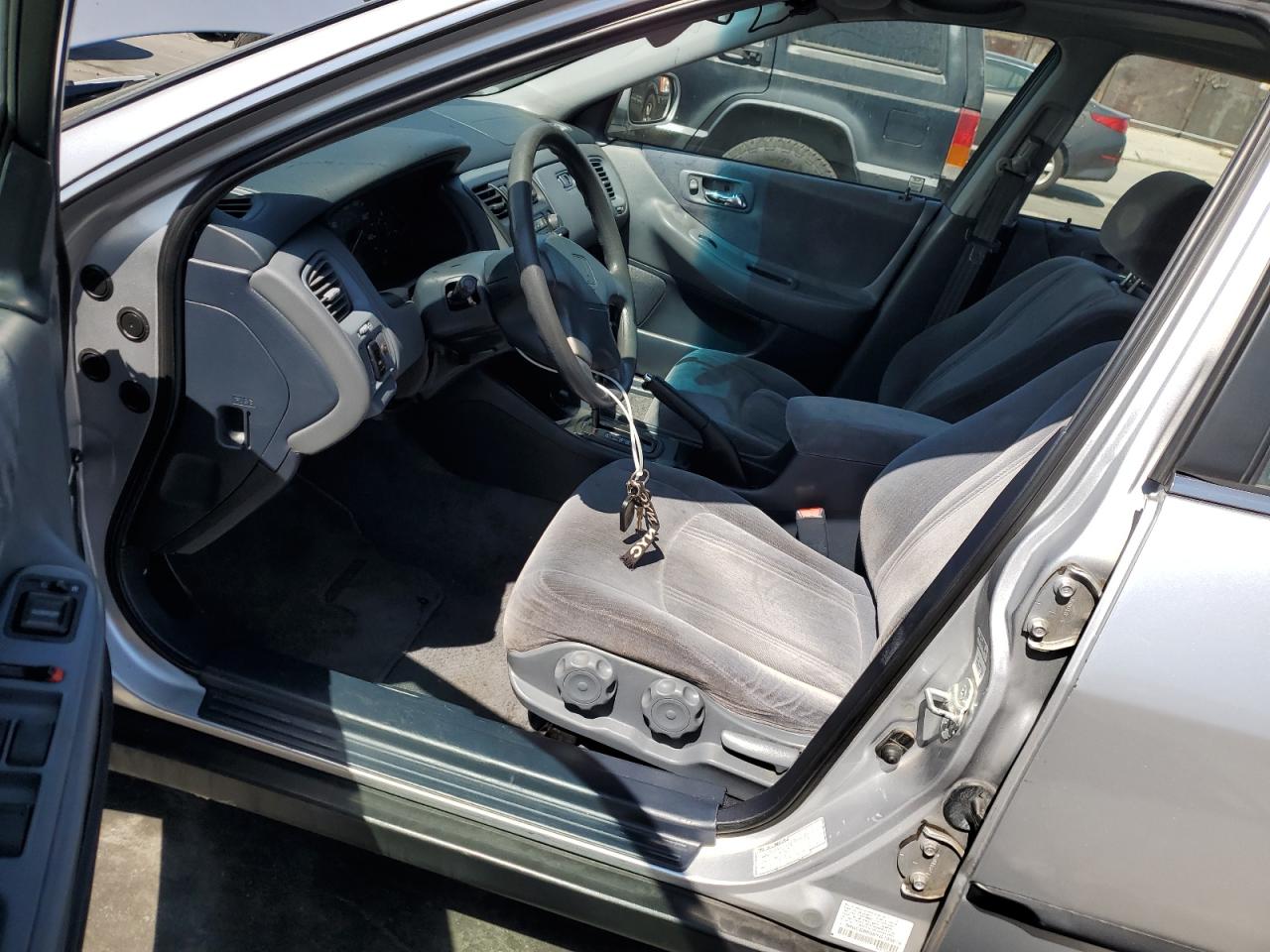 2000 Honda Accord Lx VIN: 3HGCG6655YG705674 Lot: 65259834