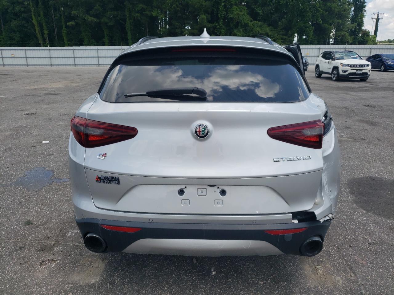 2018 Alfa Romeo Stelvio Ti Sport VIN: ZASFAKNN3J7B83028 Lot: 62412044