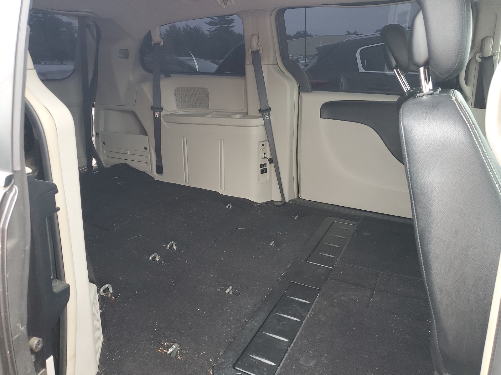 2C4RC1BG7GR198042 2016 Chrysler Town & Country Touring