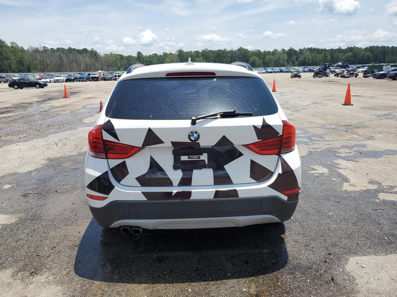 2015 BMW X1 Sdrive28I VIN: WBAVM1C59FV316321 Lot: 63383694