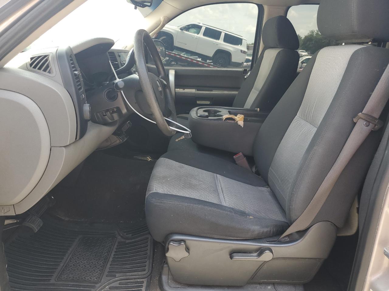 2008 GMC Sierra C1500 VIN: 3GTEC13C18G133785 Lot: 64579784