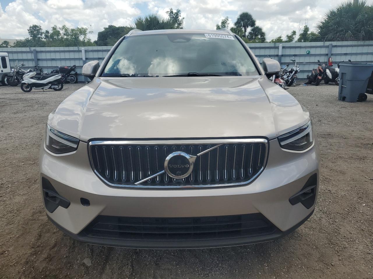 2023 Volvo Xc40 Ultimate VIN: YV4L12UF4P2938678 Lot: 61995574