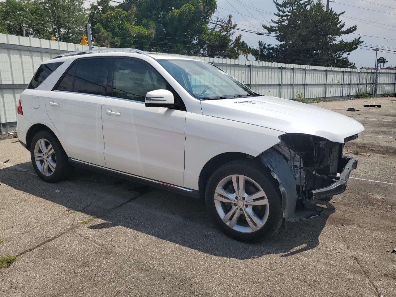2015 Mercedes-Benz Ml 350 4Matic VIN: 4JGDA5HB0FA592662 Lot: 62662774