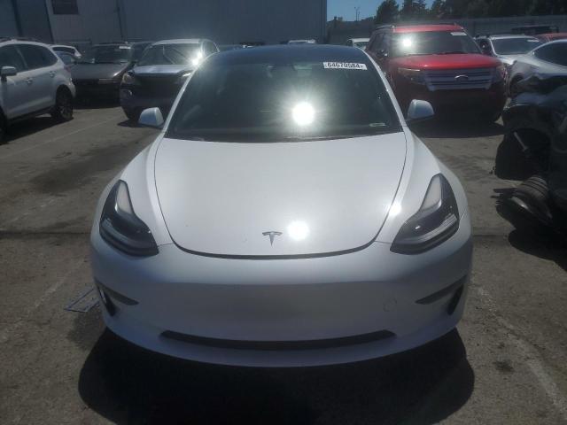  TESLA MODEL 3 2021 Biały