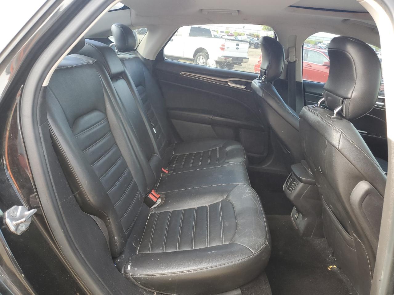 2014 Ford Fusion Se VIN: 1FA6P0HDXE5405358 Lot: 61565244