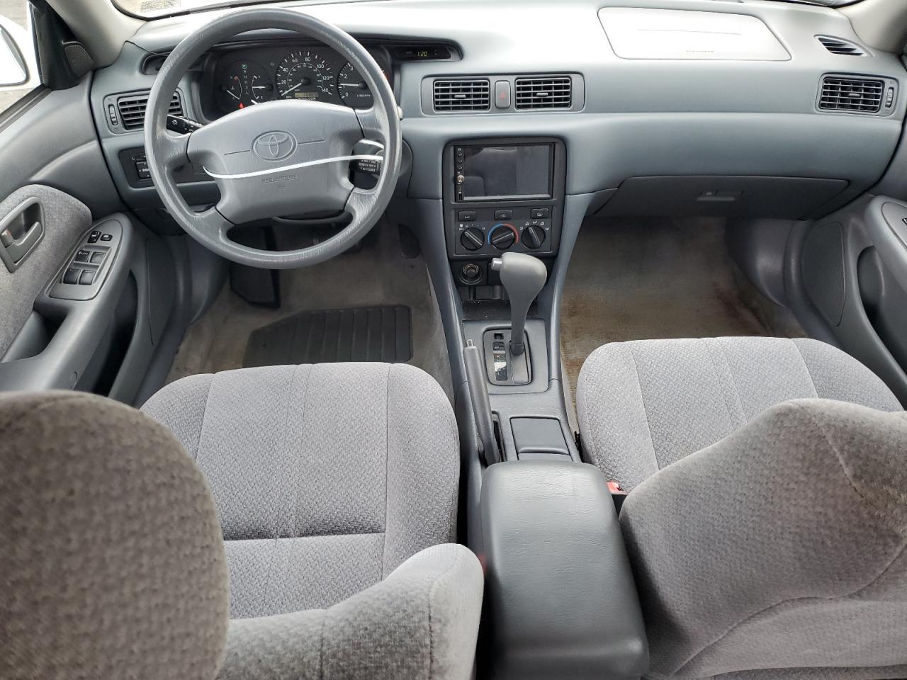 2000 Toyota Camry Ce VIN: 4T1BG22K6YU999156 Lot: 63803734