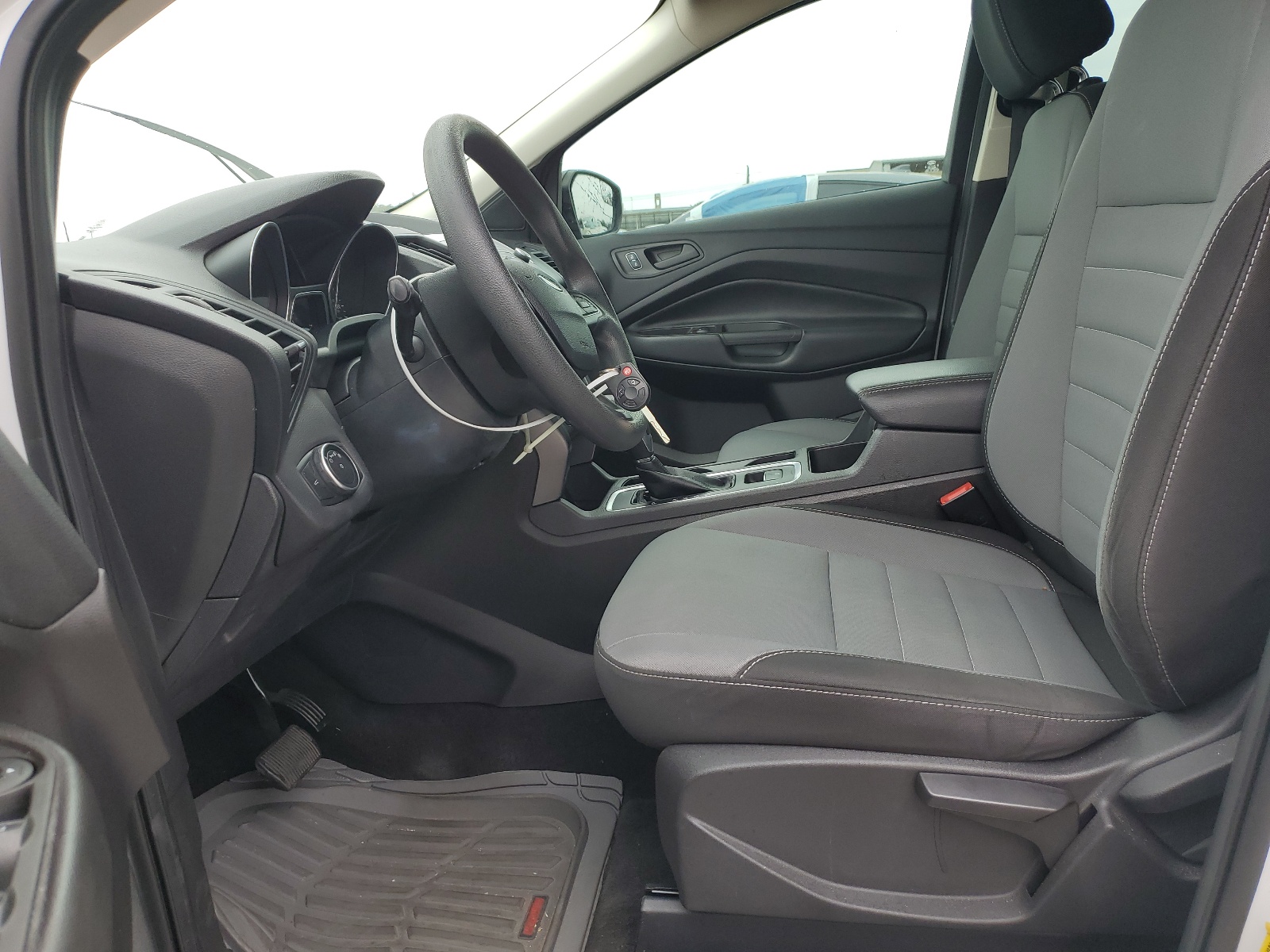 1FMCU0F75HUD19223 2017 Ford Escape S