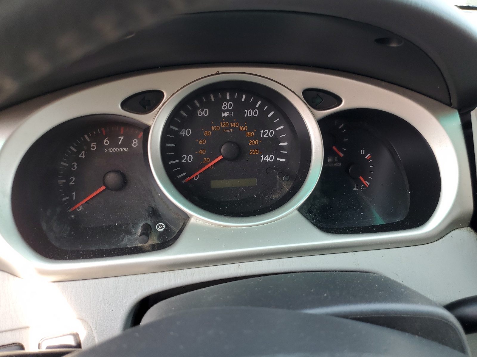 JTEEP21A840054460 2004 Toyota Highlander