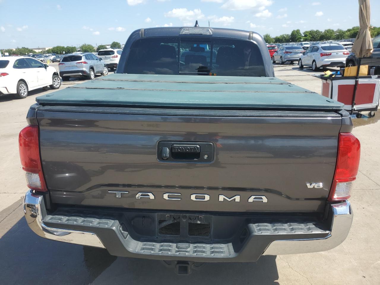 2017 Toyota Tacoma Double Cab VIN: 5TFCZ5AN8HX114177 Lot: 62947014