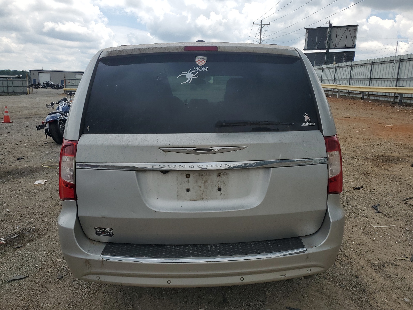 2A4RR8DG6BR603945 2011 Chrysler Town & Country Touring L