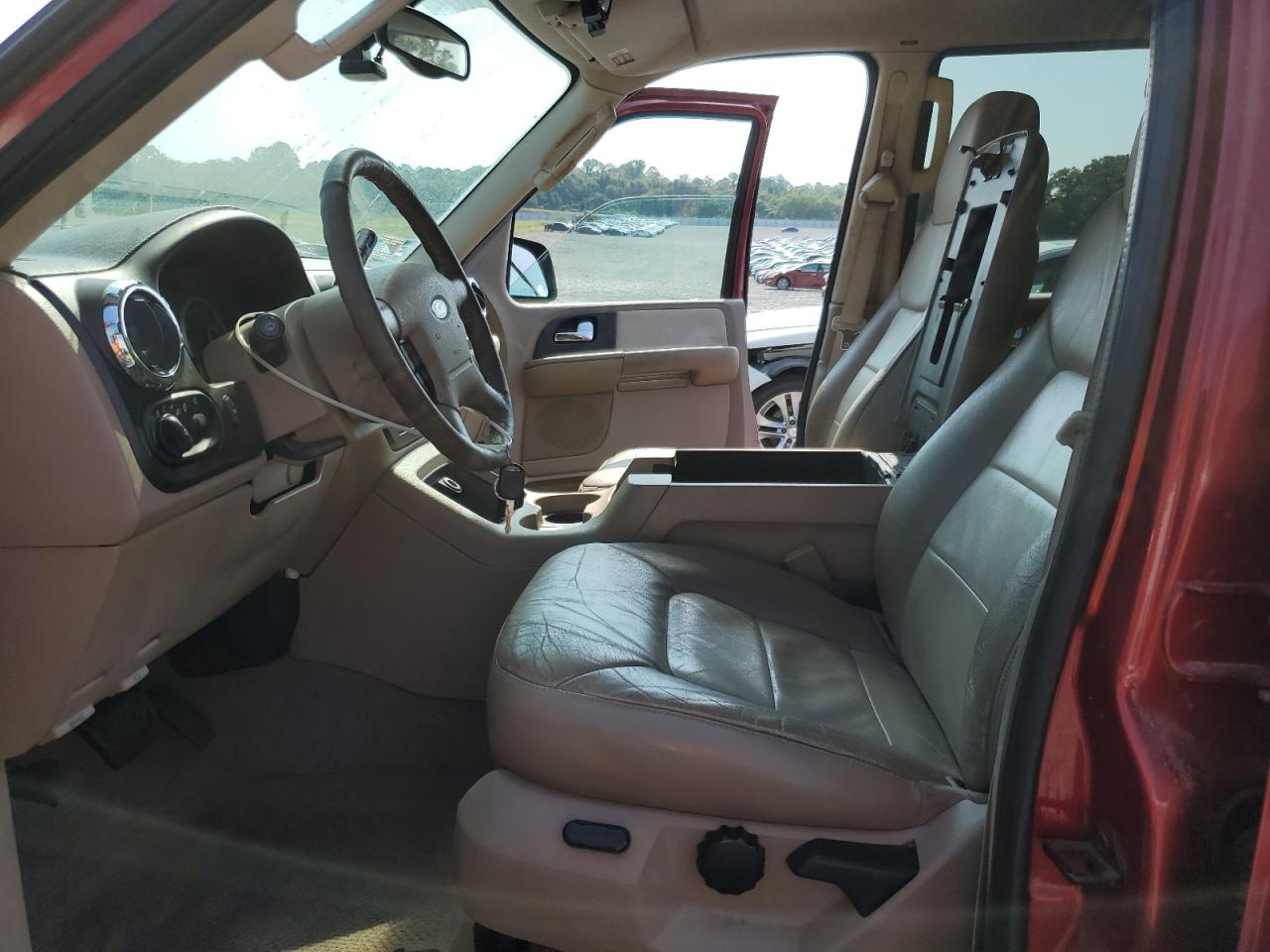 2005 Ford Expedition Eddie Bauer VIN: 1FMFU17555LA07131 Lot: 62803414