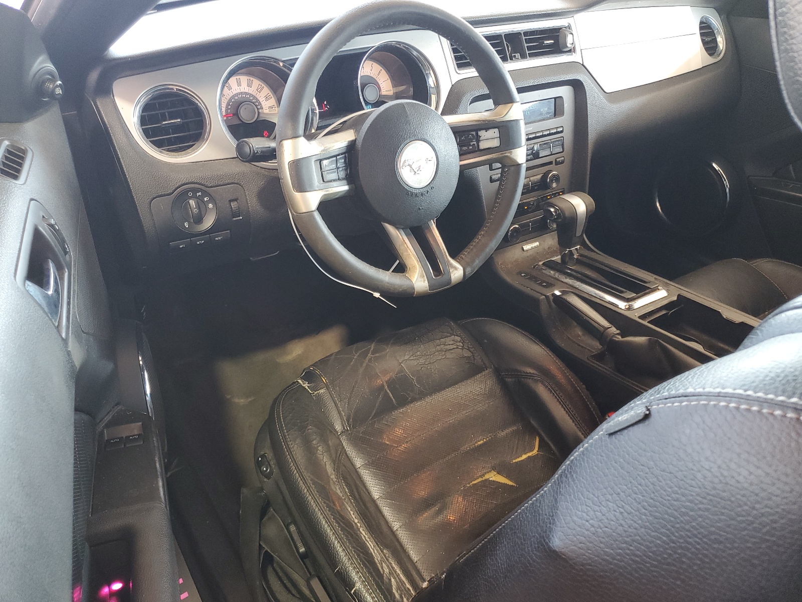 1ZVBP8AM1B5151016 2011 Ford Mustang