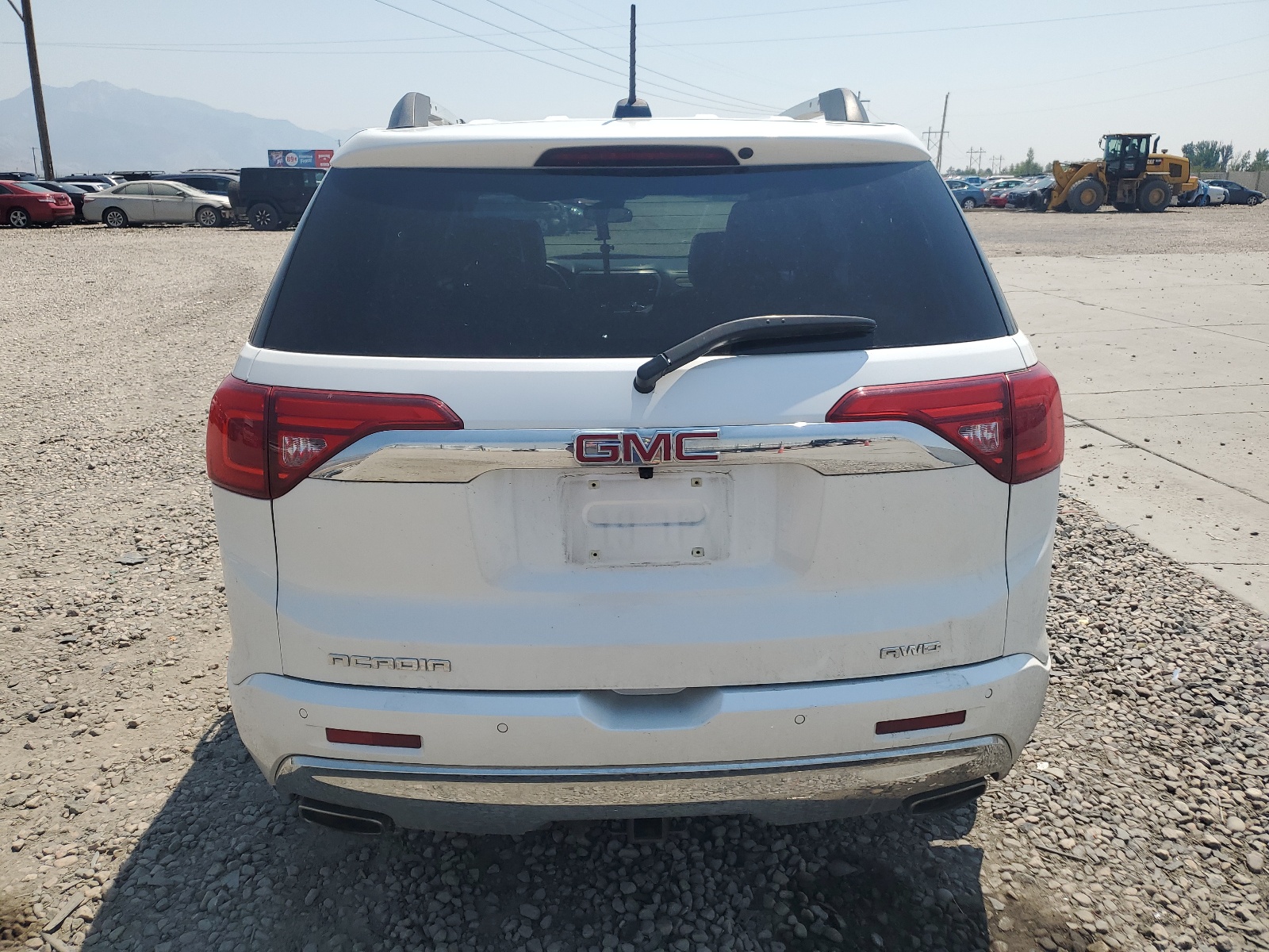 1GKKNXLS1JZ100822 2018 GMC Acadia Denali