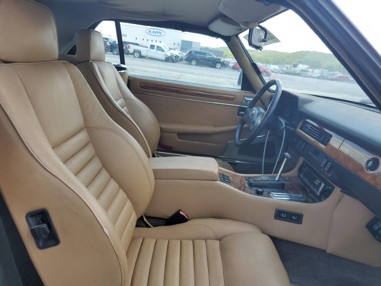 1989 Jaguar Xjs VIN: SAJNV4844KC158236 Lot: 63895574