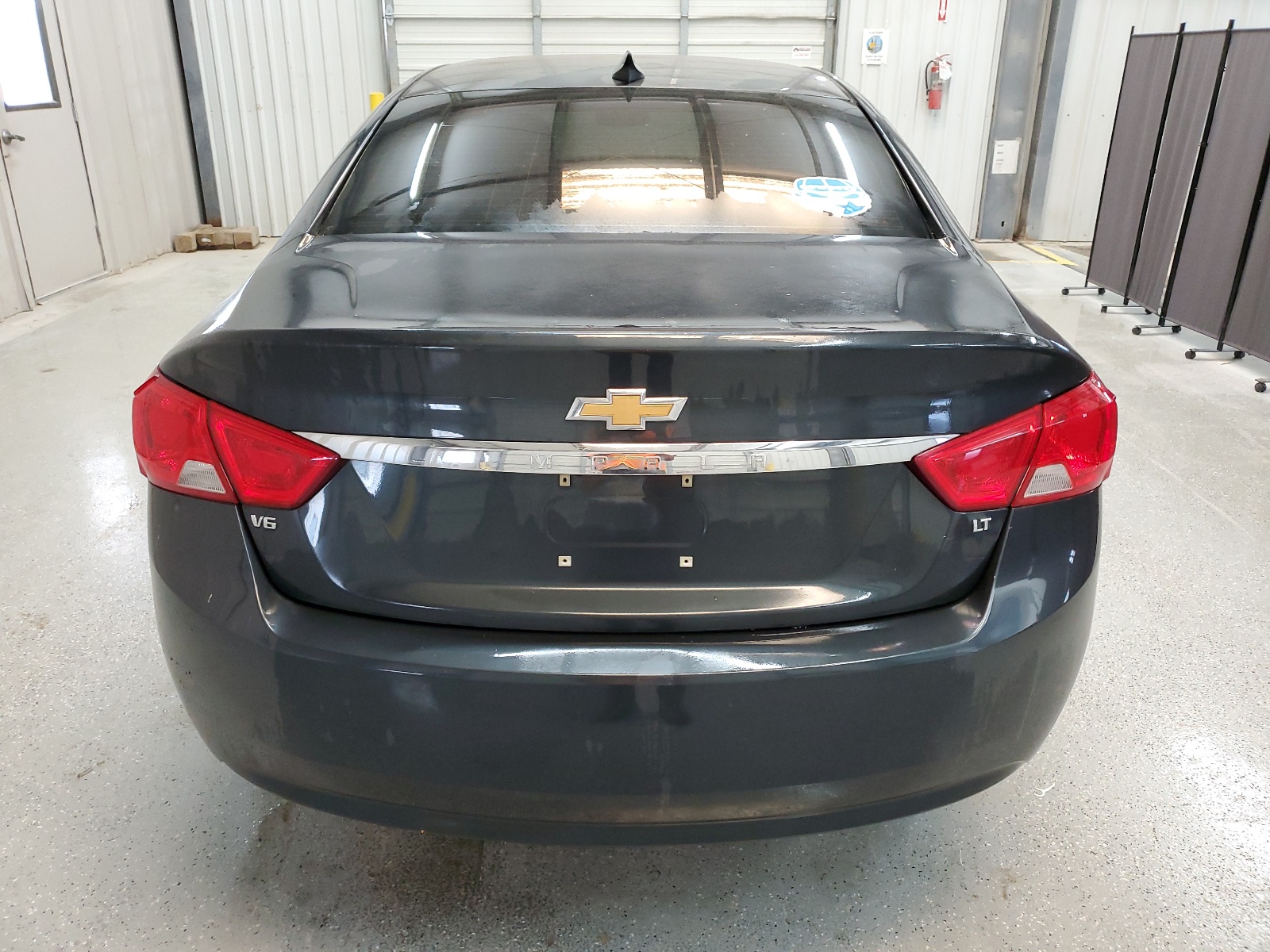 2G1105S39J9115950 2018 Chevrolet Impala Lt