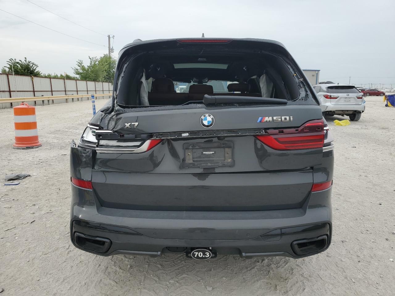 5UXCX6C04N9M39940 2022 BMW X7 M50I