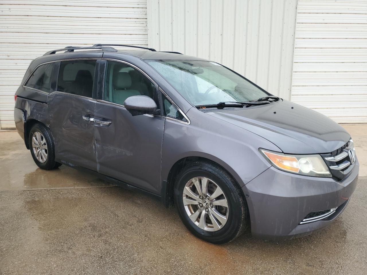 2014 Honda Odyssey - Image 4