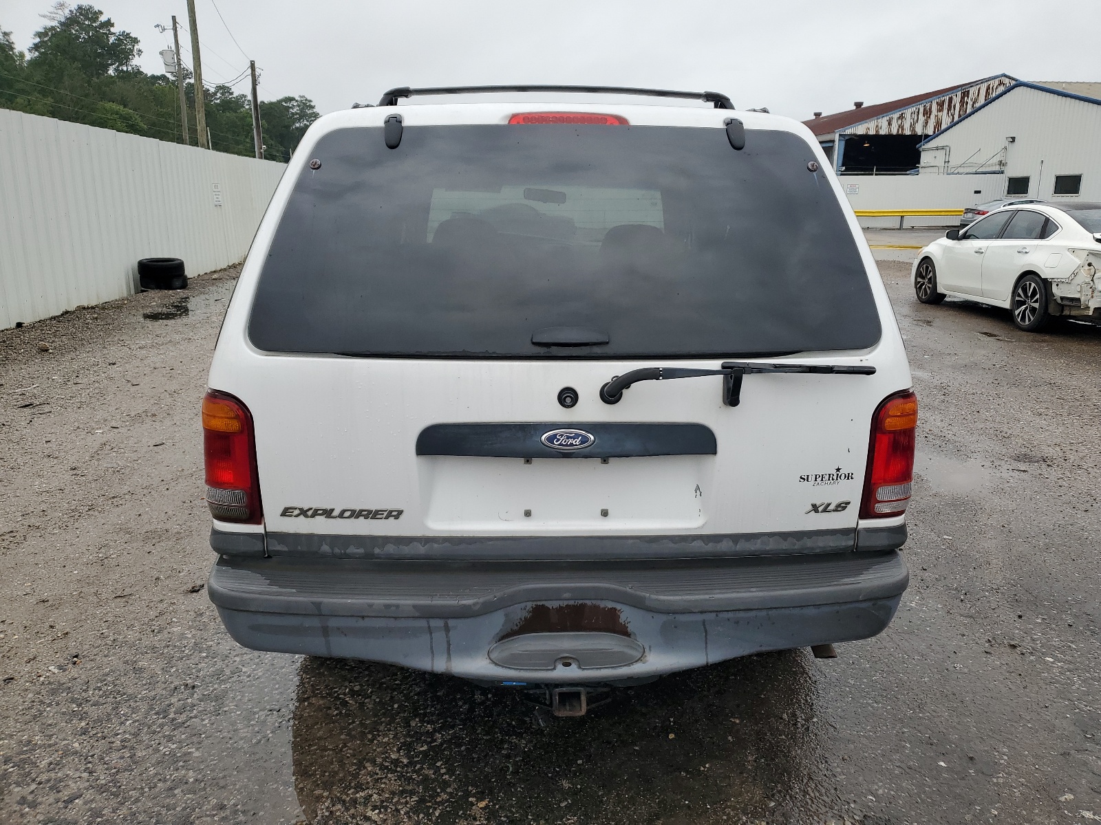 1FMZU62X2YZB47948 2000 Ford Explorer Xls