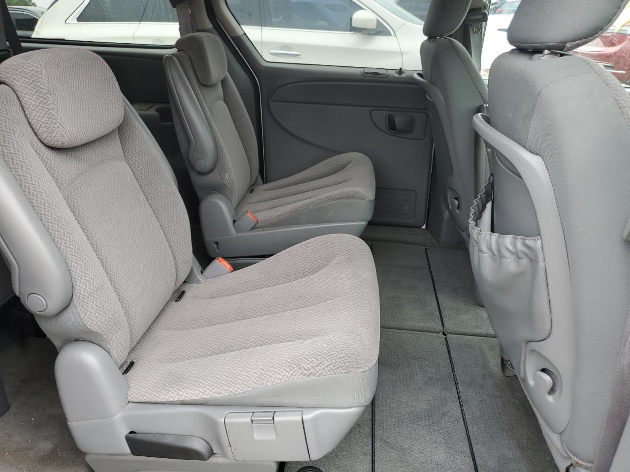 2007 Chrysler Town & Country Lx VIN: 2A4GP44RX7R351762 Lot: 64635444