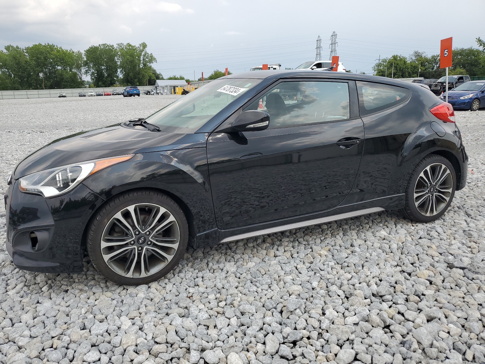 2016 Hyundai Veloster Turbo vin: KMHTC6AE1GU253537