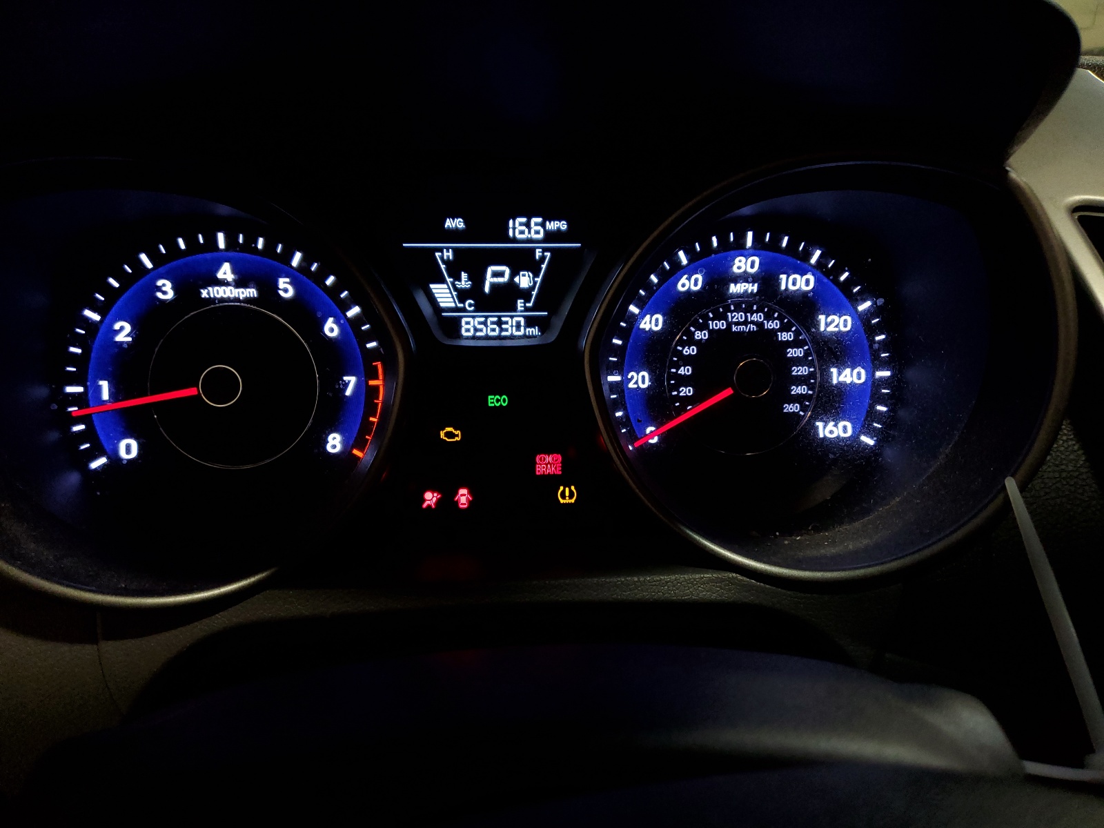 5NPDH4AE9GH739182 2016 Hyundai Elantra Se