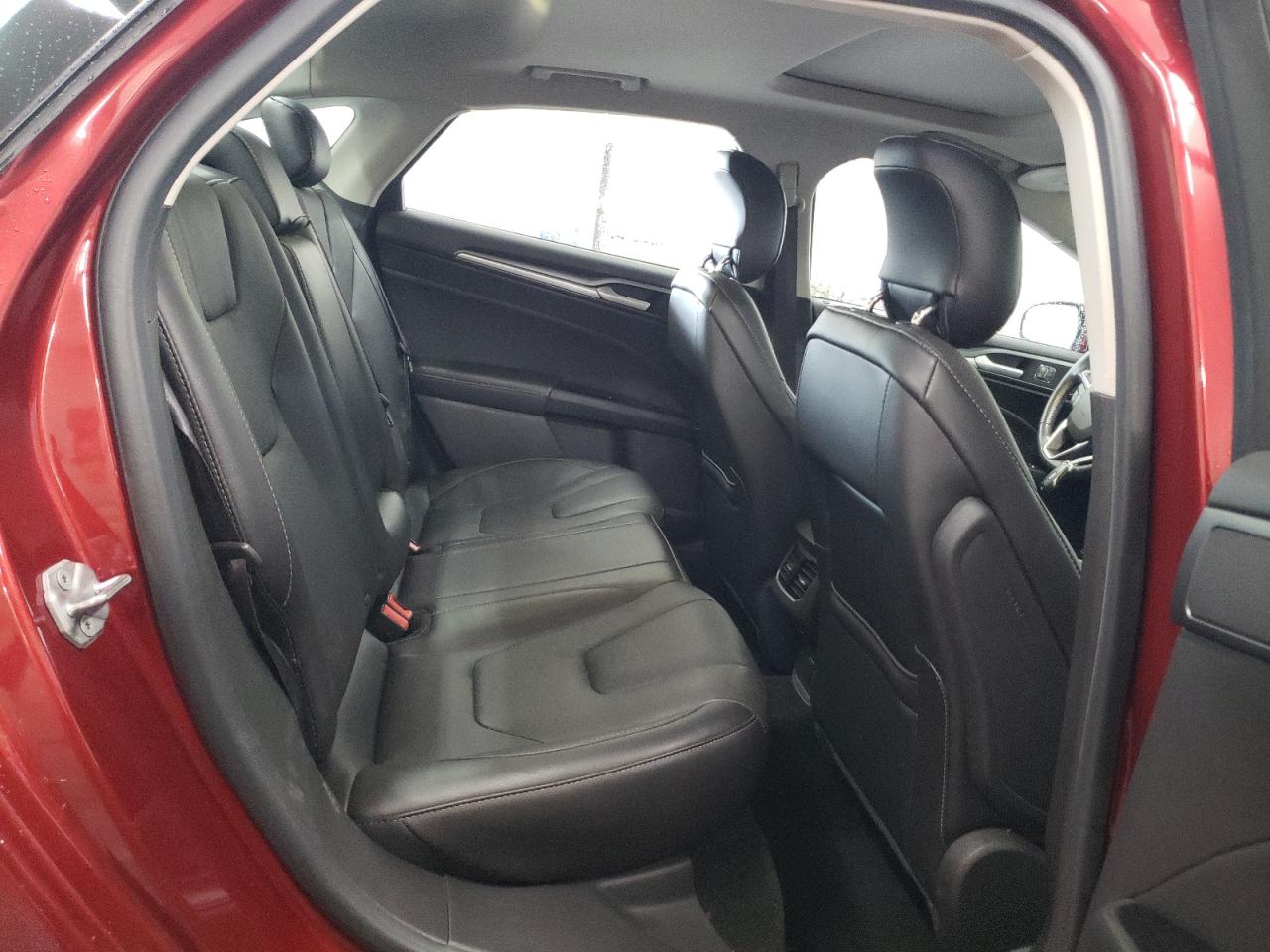 2014 Ford Fusion Titanium VIN: 3FA6P0K92ER198420 Lot: 63839374